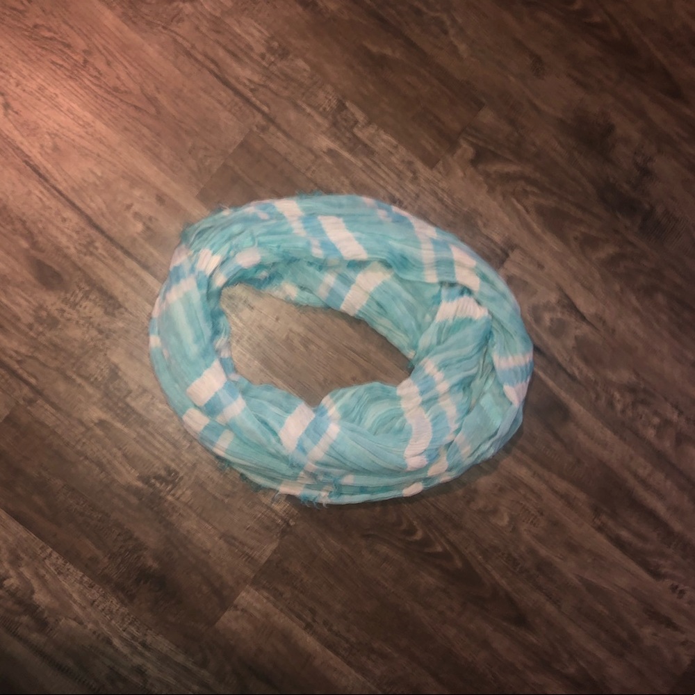 Blue and white infinity scarf.